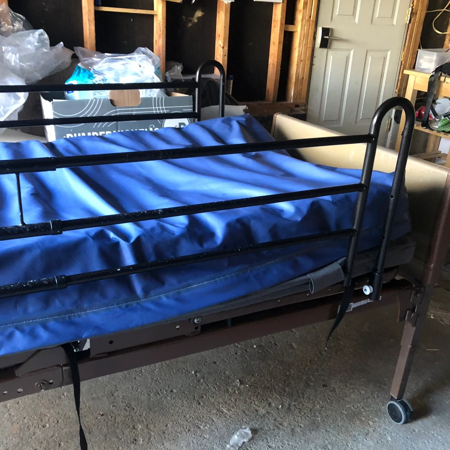 Hospital bed with full length side-rails+ Drive Harmony mattress image indicator(2)