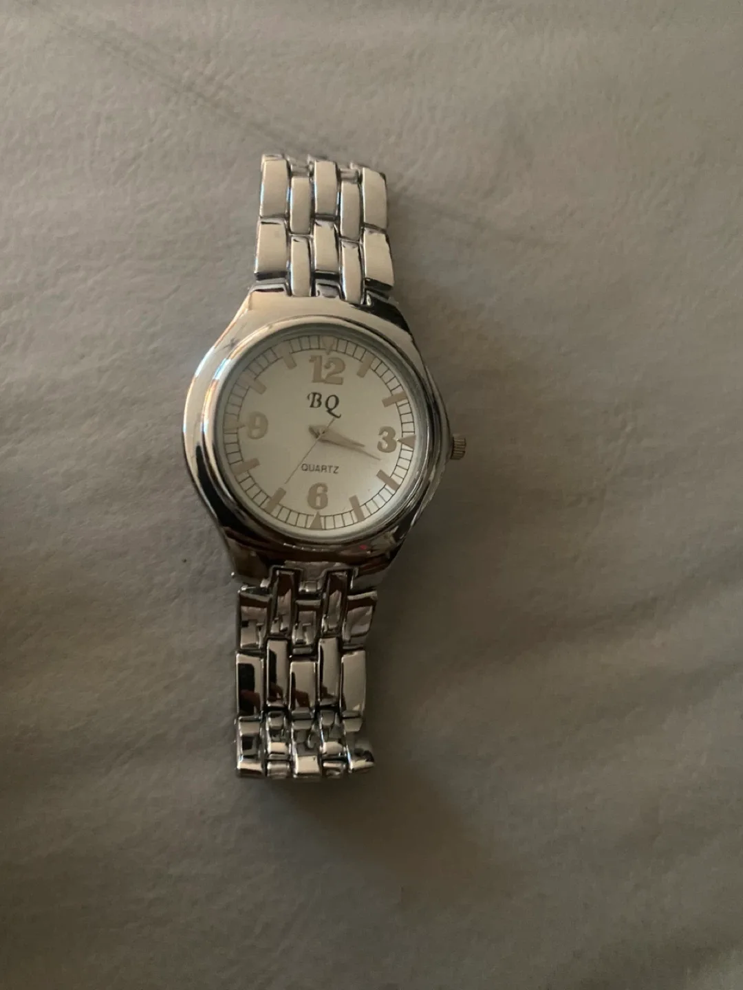 BQ Quartz Silver Watch thumbnail