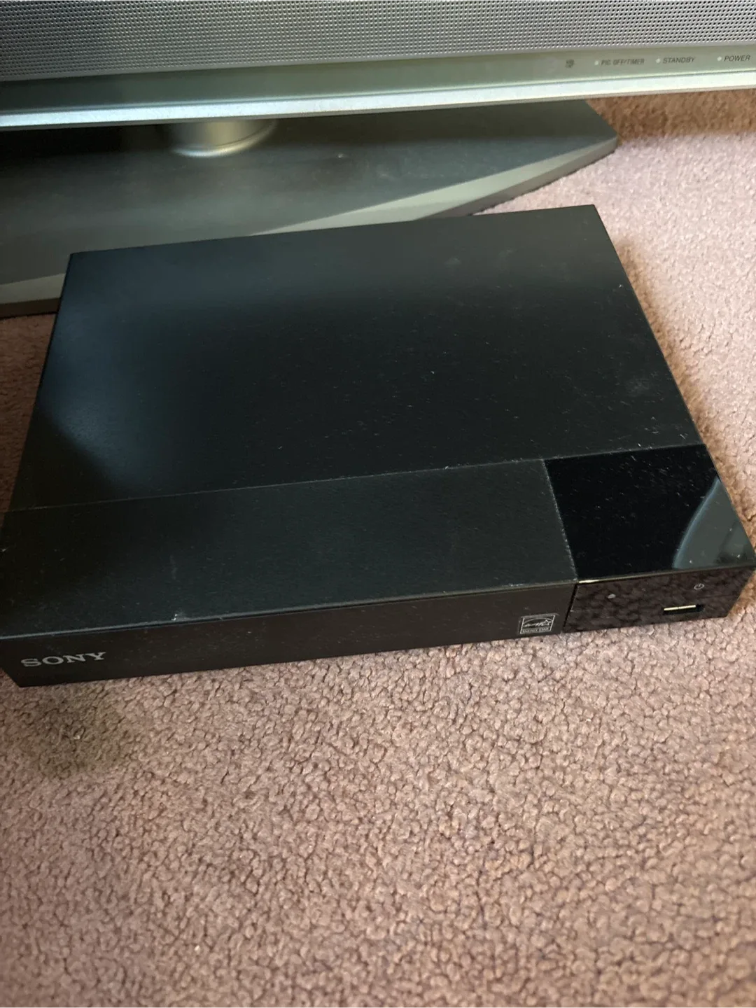 Sony Bravia LCD TV with Sony Streaming Player image indicator(2)