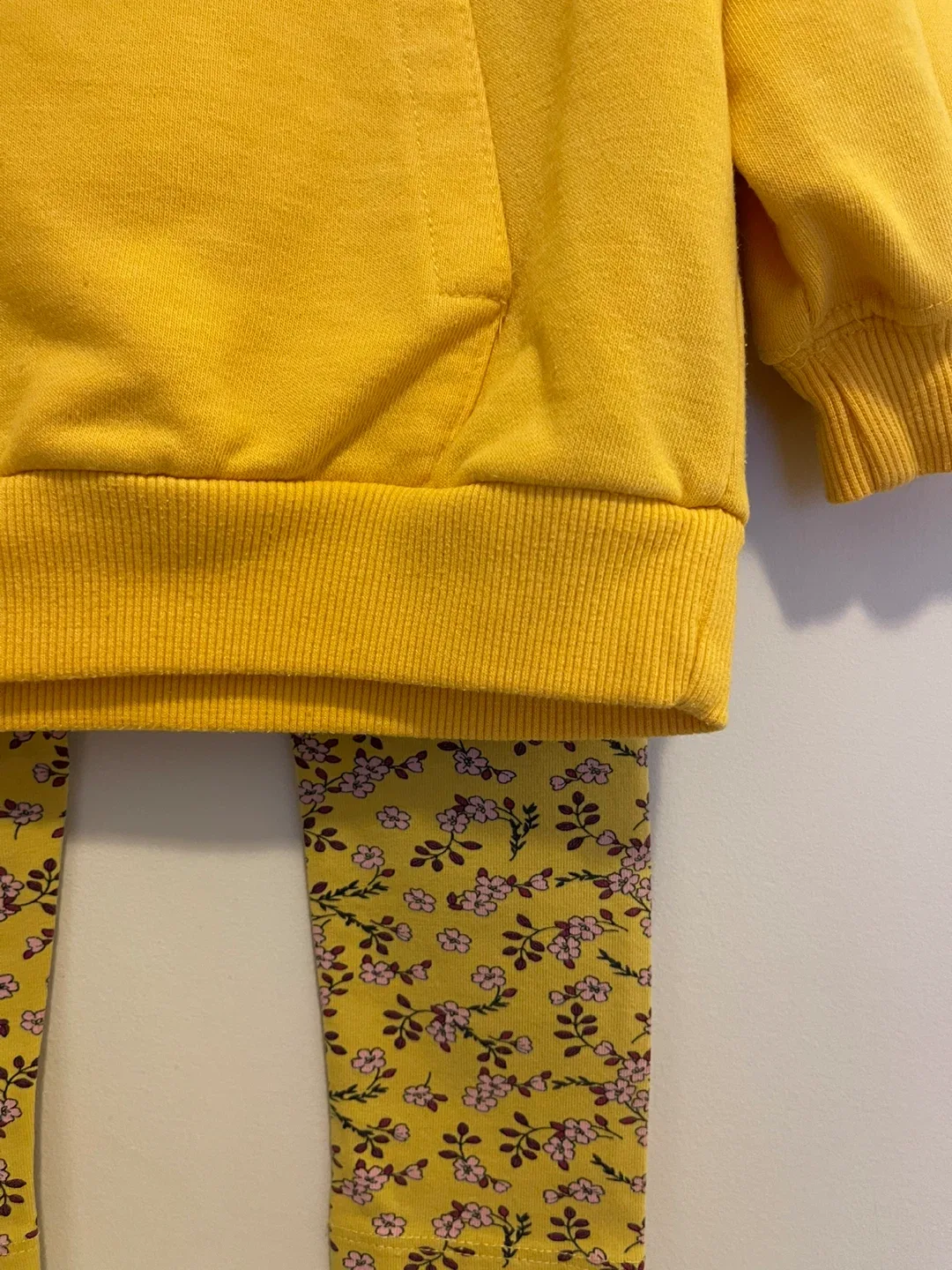 BUNDLE: ZARA Size 2/3Y & JOE FRESH SIZE 3T image indicator(3)