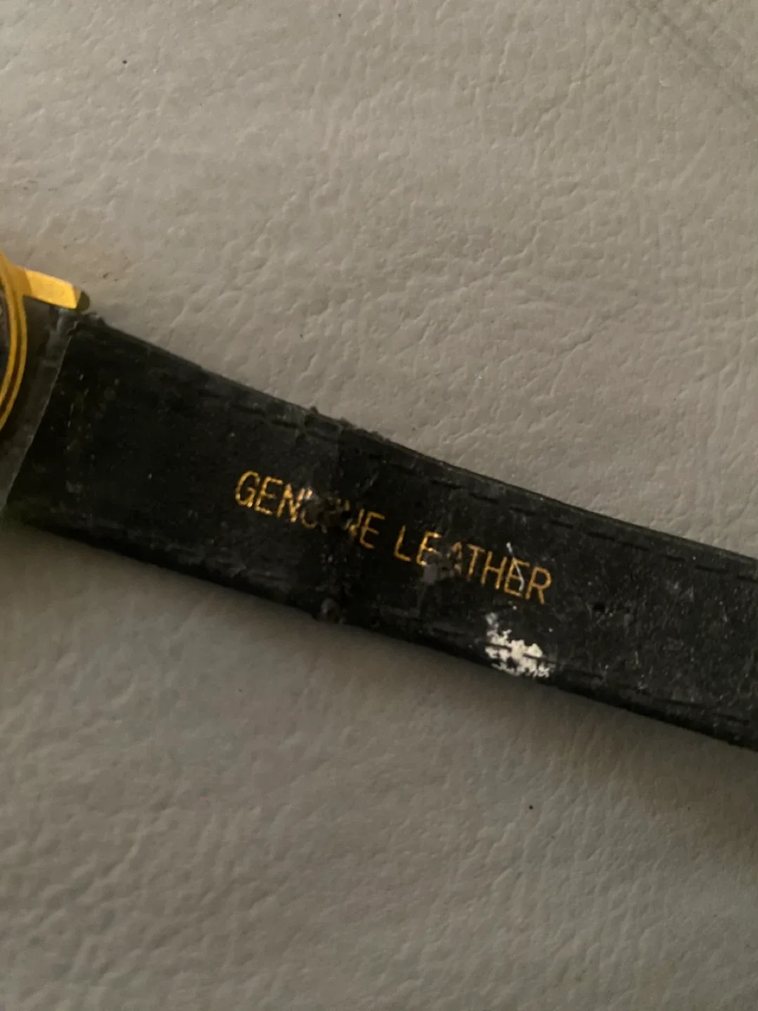 Ladies' Gold-Tone Watch with Leather Band image indicator(3)