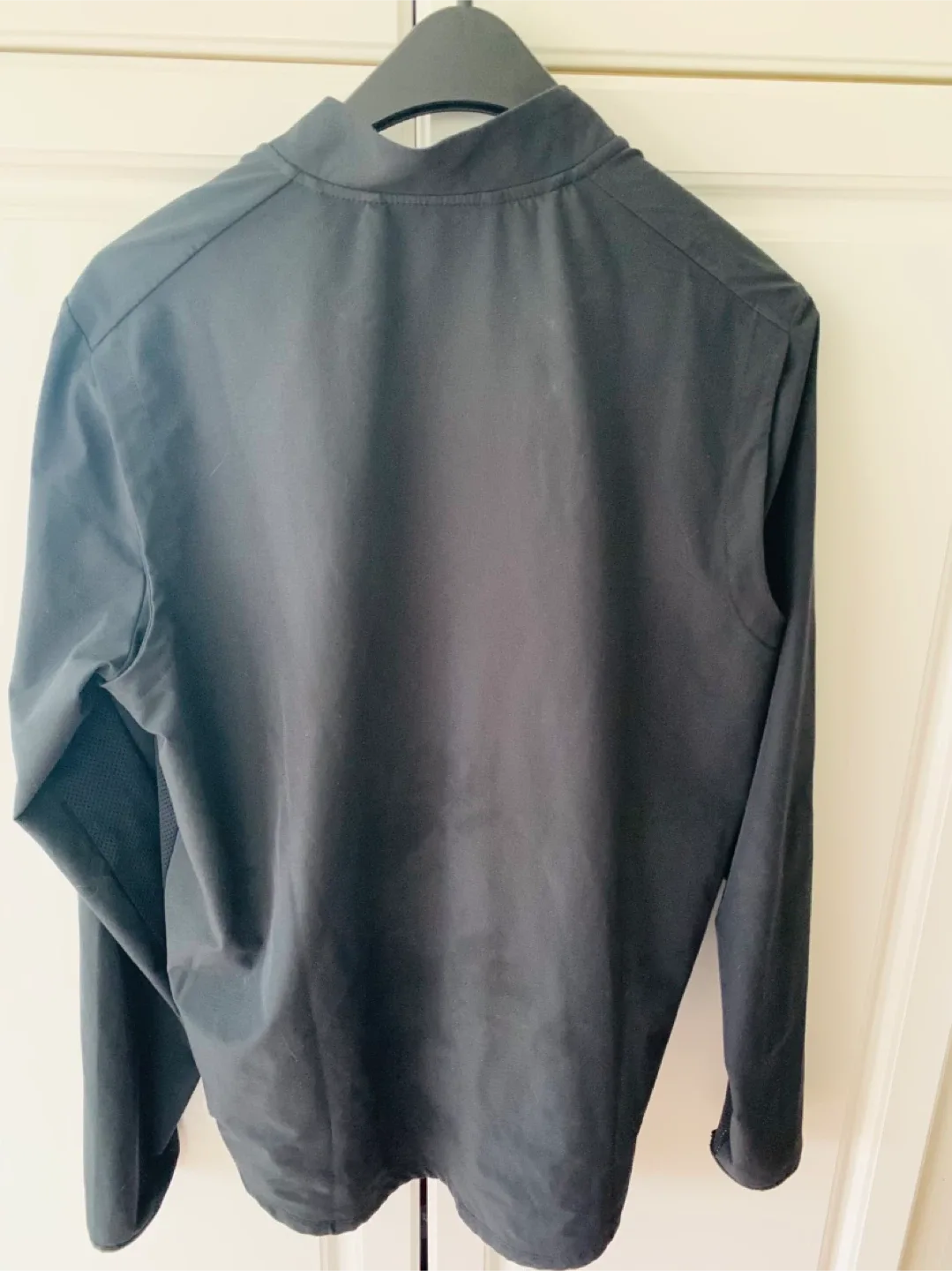 Men Nike Windrunner Track Light Jacket image indicator(4)