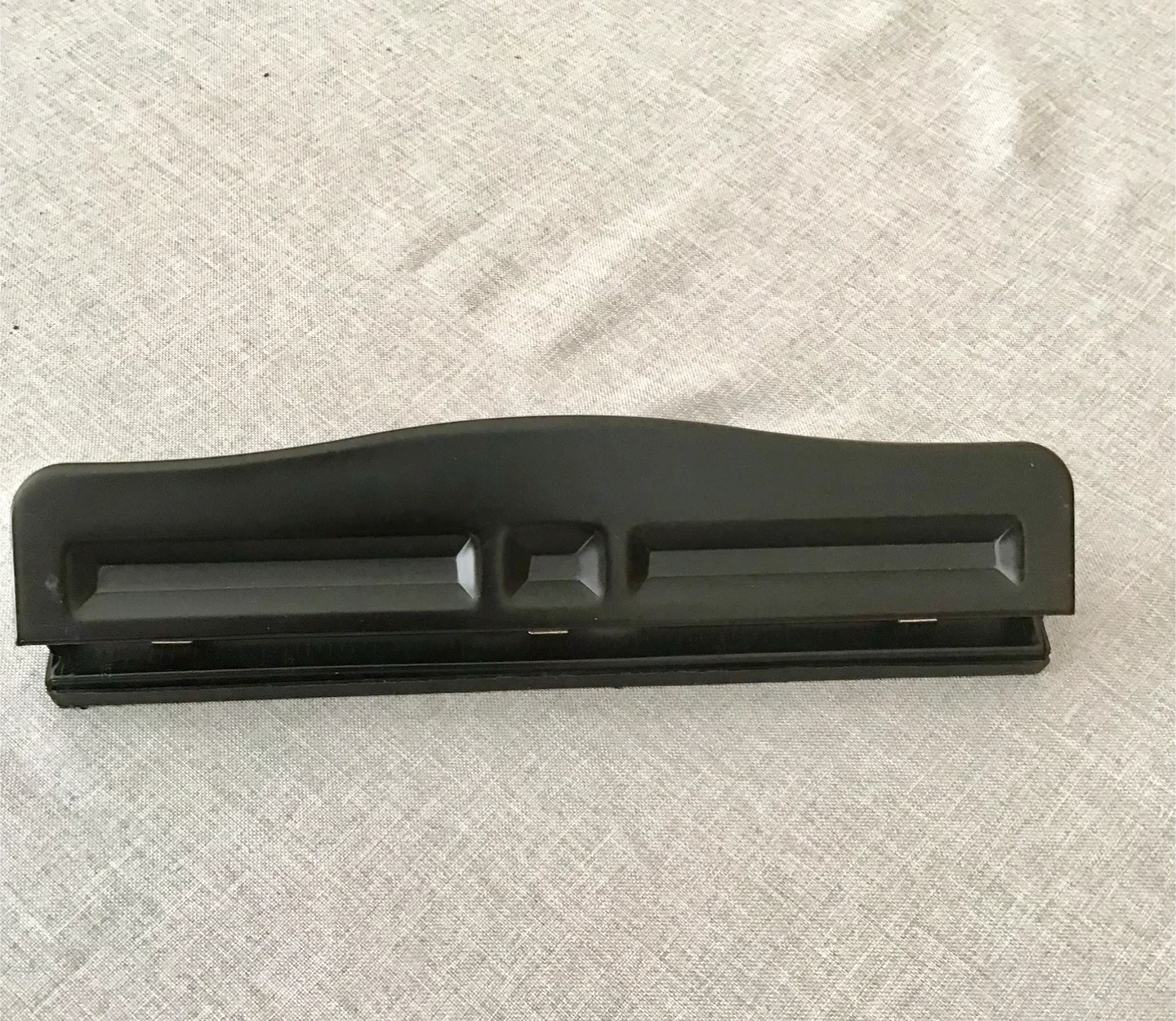 Adjustable 3 Hole Paper Punch