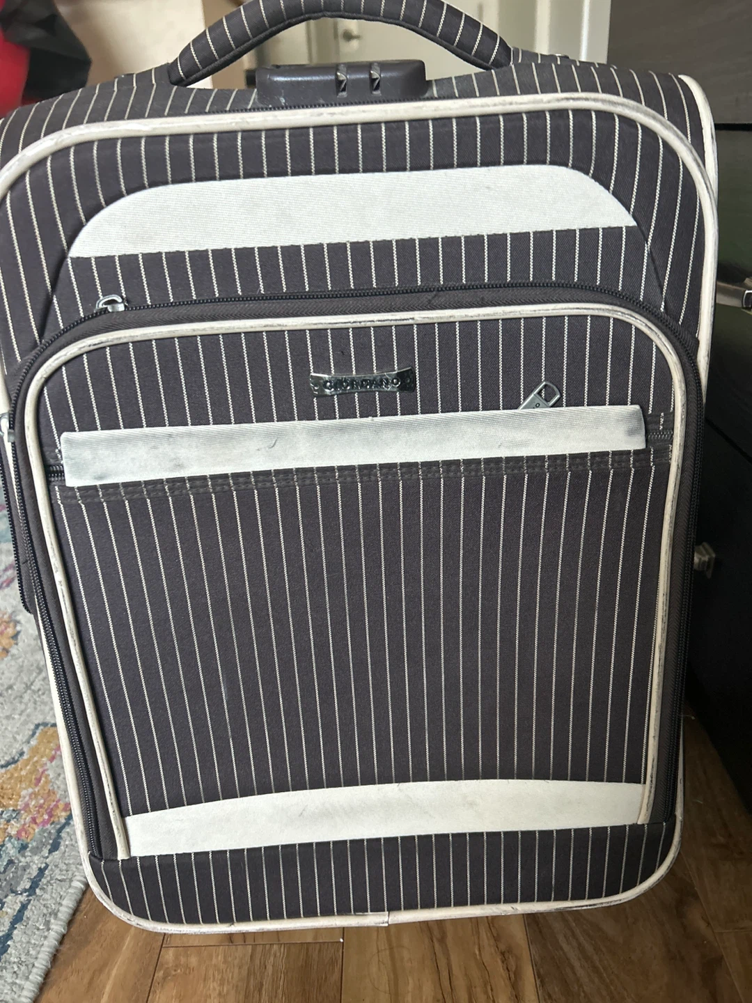 Giordano Carry-On Luggage