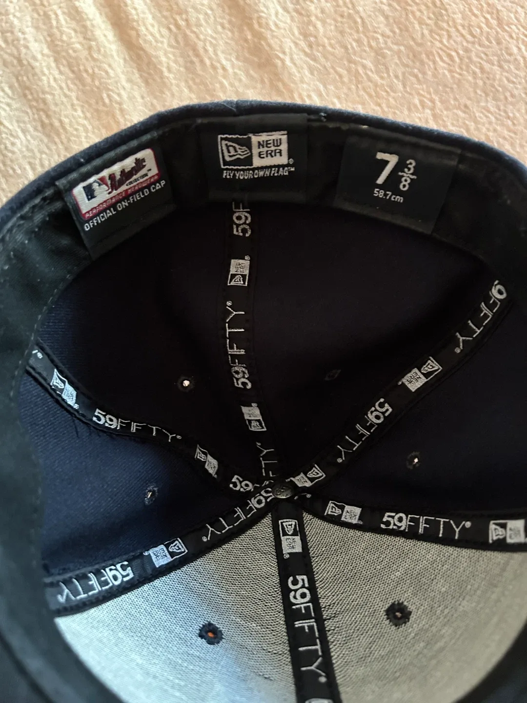 New Era Cleveland Guardians Fitted Hat - Size 7 3/8 image indicator(3)