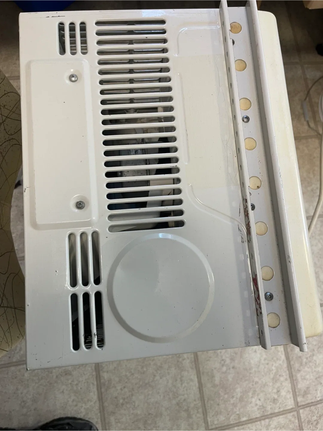Danby 5000 BTU **$50********* image indicator(4)