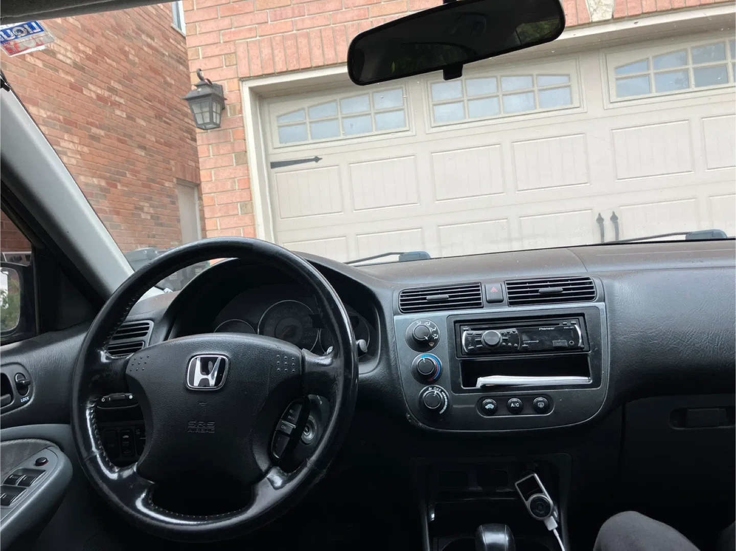 2005 Honda Civic Sedan image indicator(2)