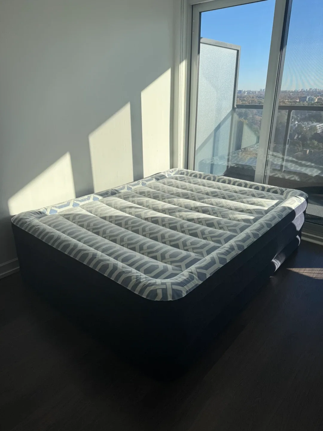 Air Mattress - Queen Size thumbnail