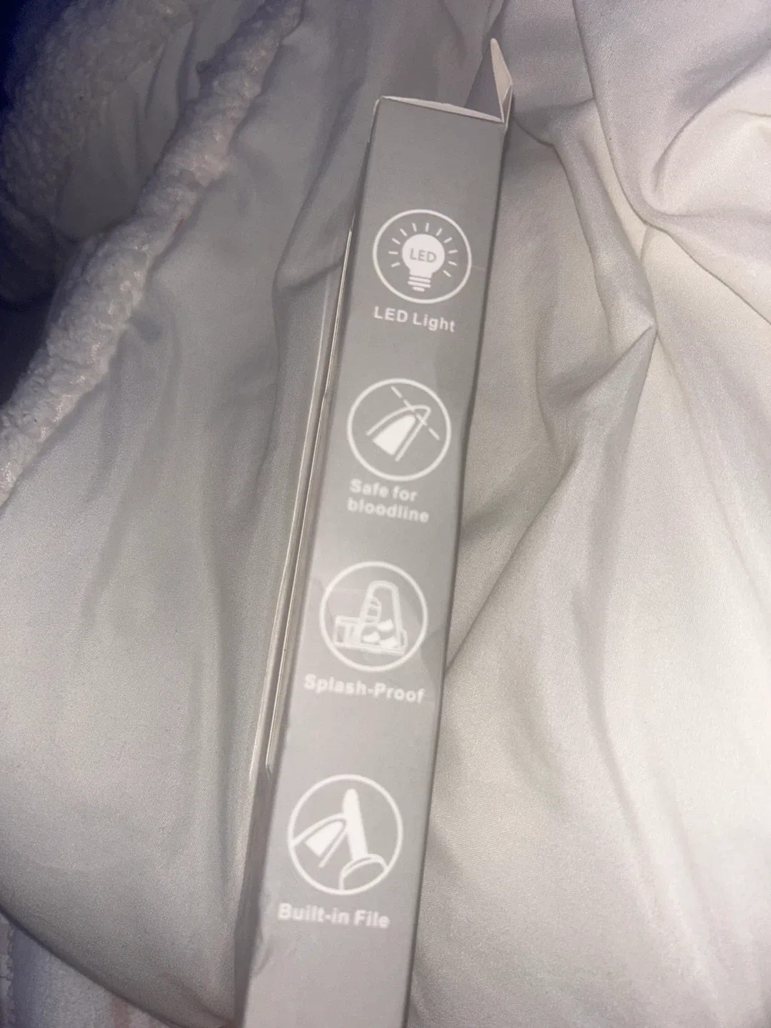 LED Pet Nail Clipper - Safe & Splash-Proof! image indicator(2)