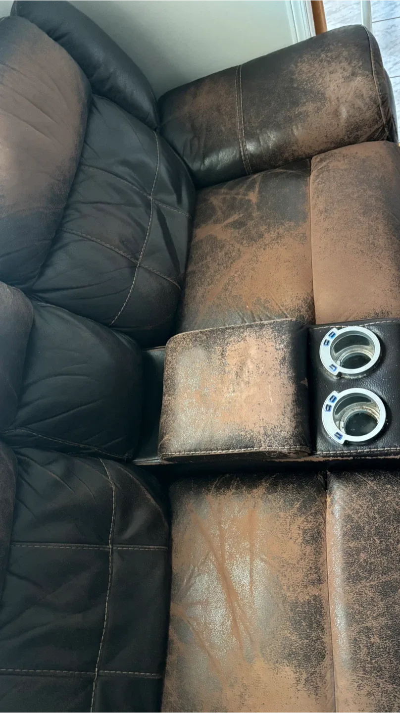 Reclining Leather Sofa image indicator(5)