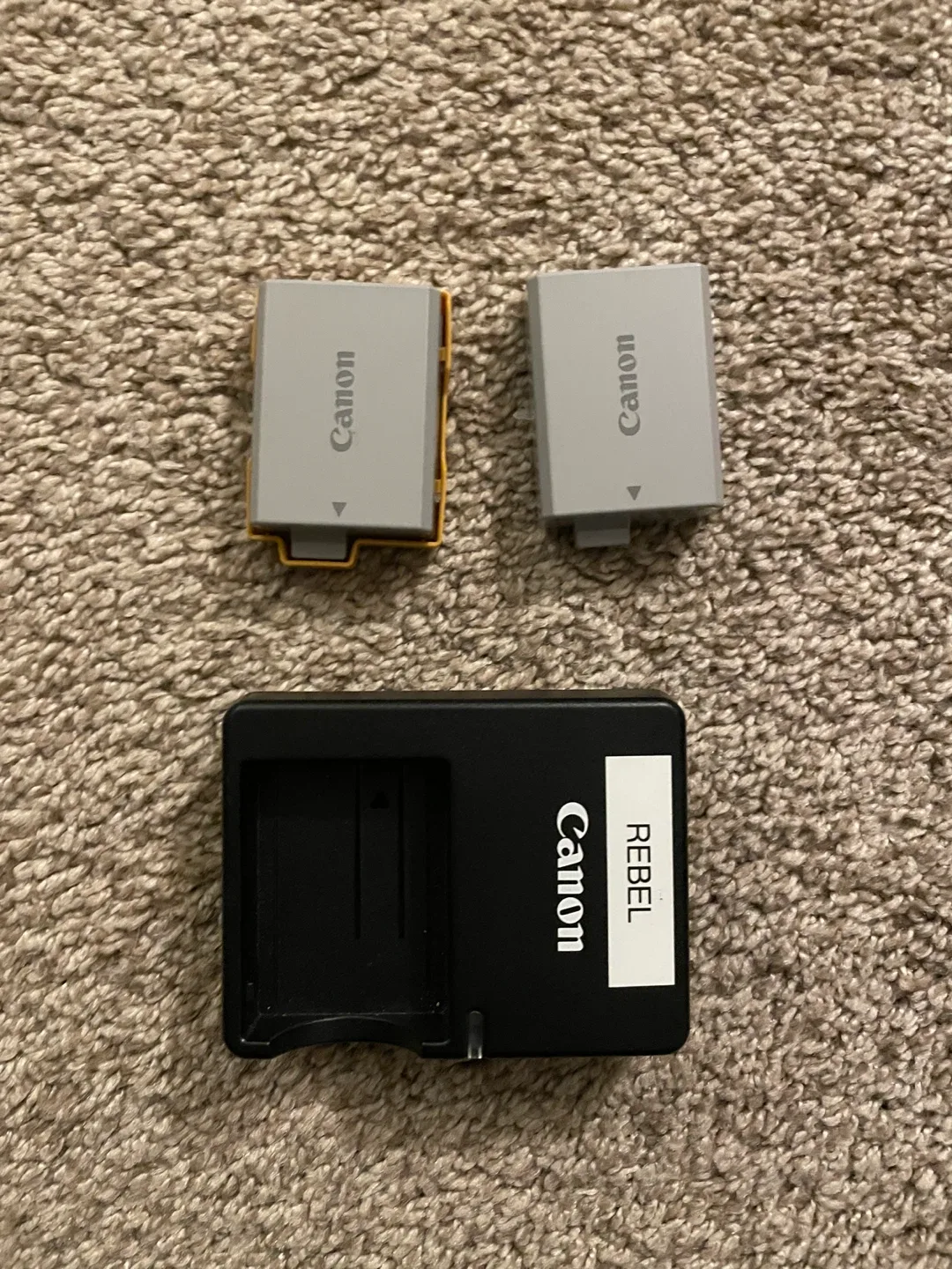 Canon EOS Rebel XSi Camera w/ Lens & Accessories image indicator(3)