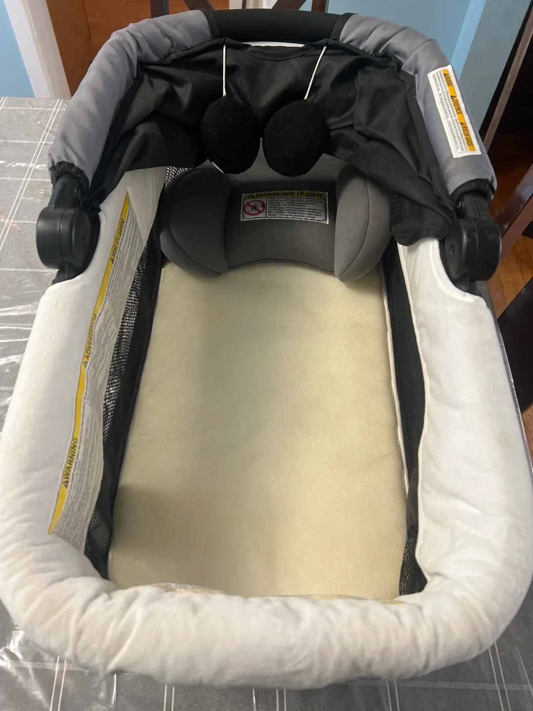 Bassinet - Black and White image indicator(3)