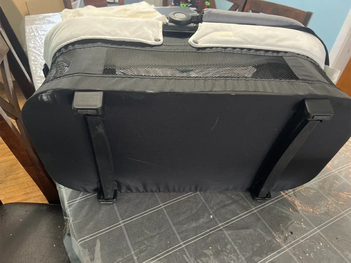 Bassinet - Black and White image indicator(4)