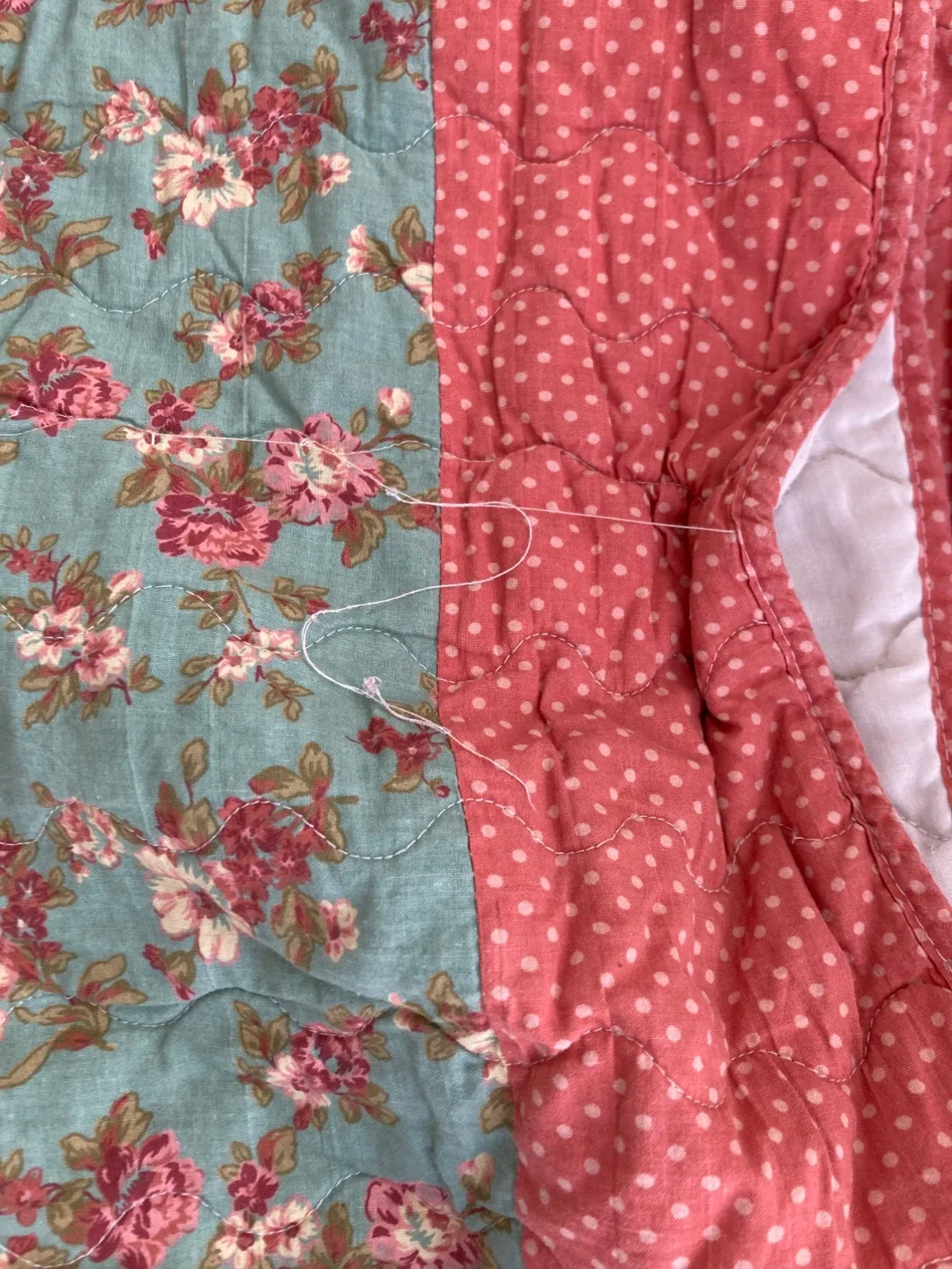 Floral Quilt - twin size image indicator(2)