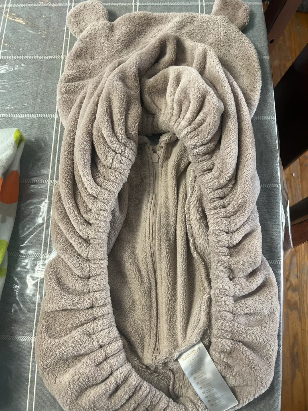 Babies R Us Bear car seat cover  & Blankets & Beyond Blanket image indicator(3)