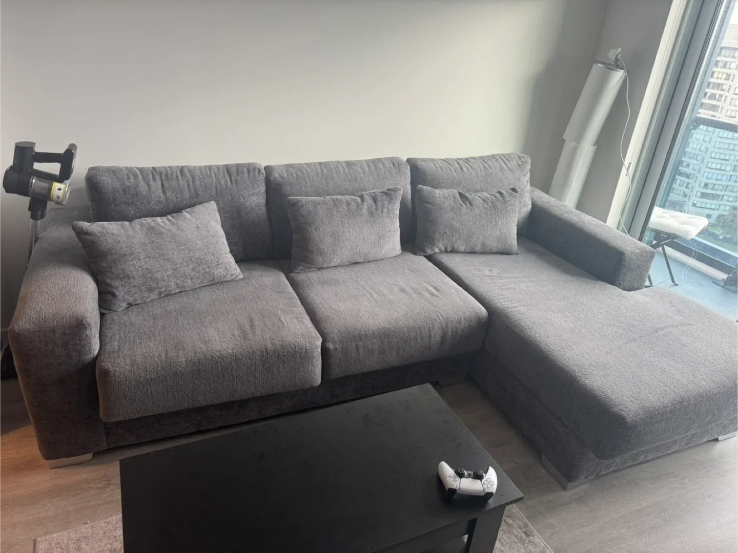 Grey Sectional Sofa with Chaise Lounge image indicator(2)