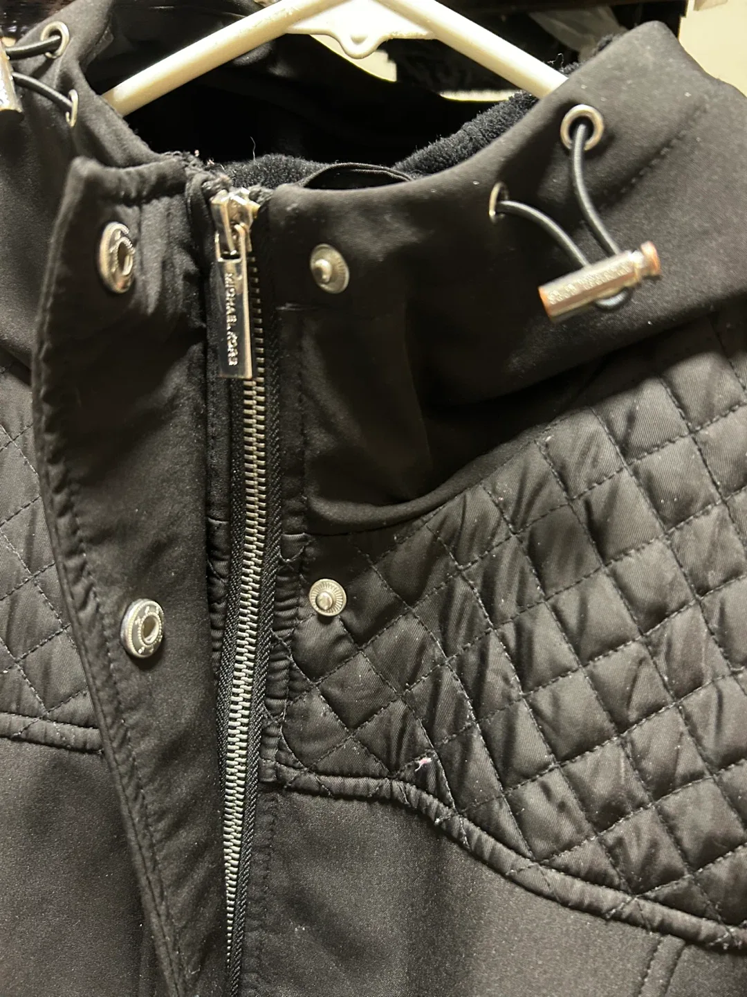 Michael Kors Black Quilted Jacket image indicator(2)