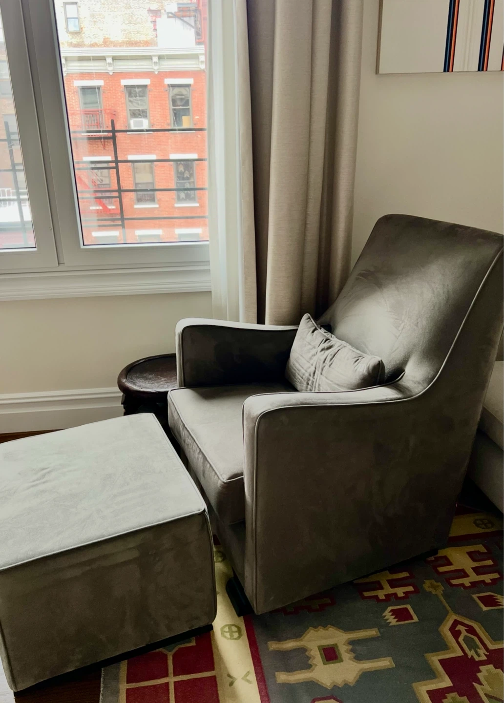Comfortable Glider Rocking Chair with Ottoman