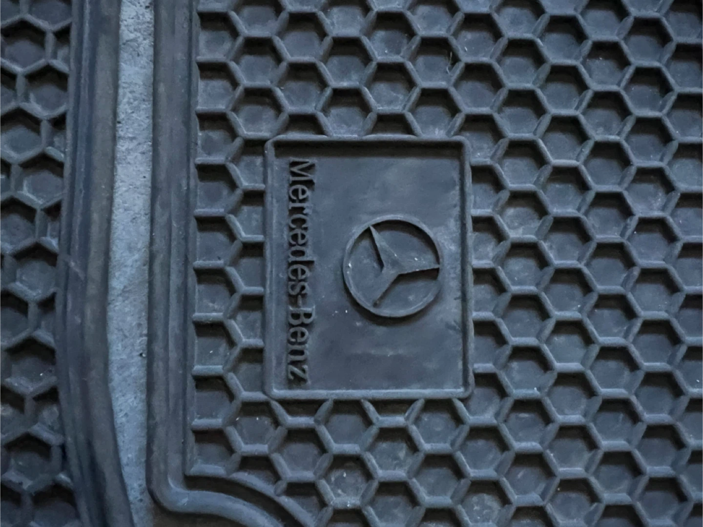 C300 Mercedes-Benz Car Floor Mats - Black