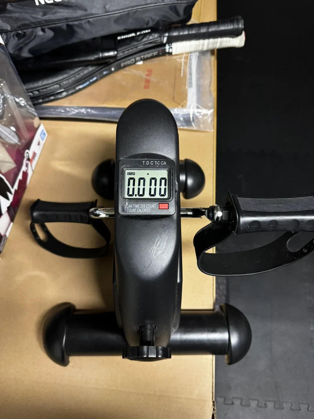 TODO Under Desk Bike Pedal Exerciser - Black image indicator(3)