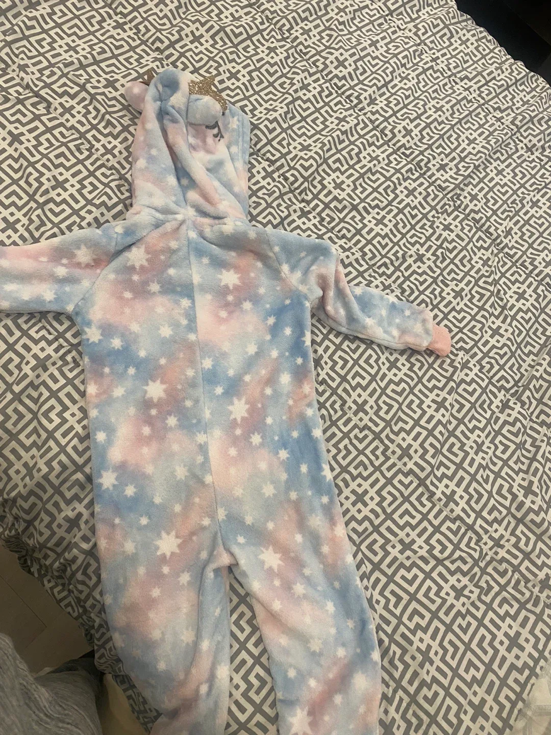 George Unicorn Onesie - Size XS (4-5) image indicator(4)