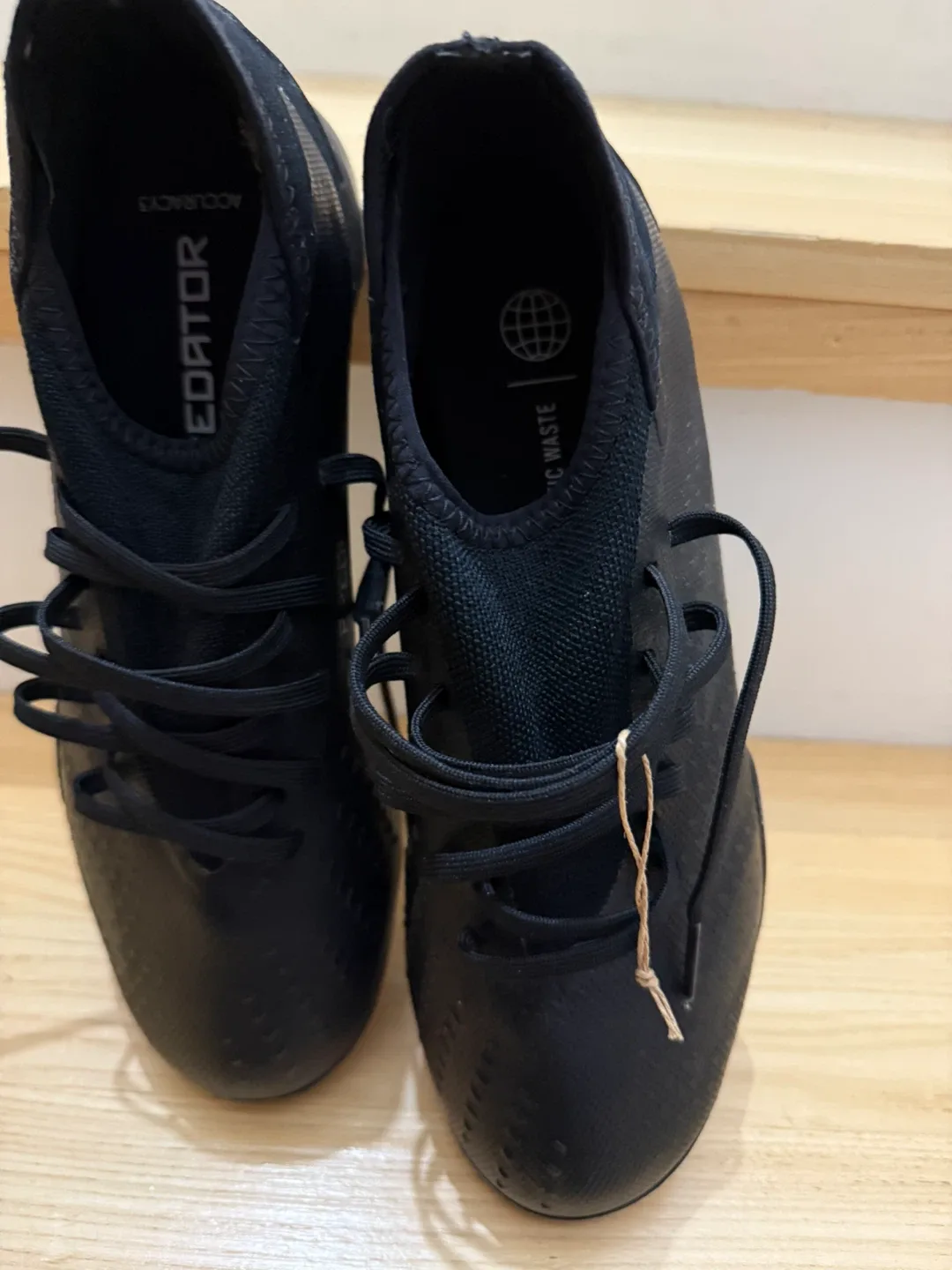 Soccer turf cleats image indicator(2)