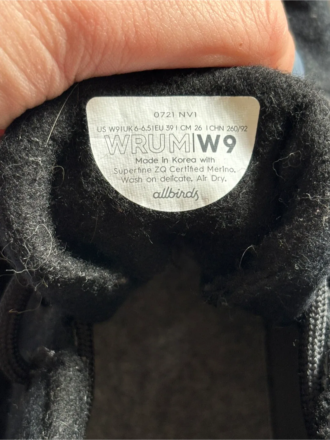 Allbirds Wool Runner Mizzles - Black - Women's 9 image indicator(2)