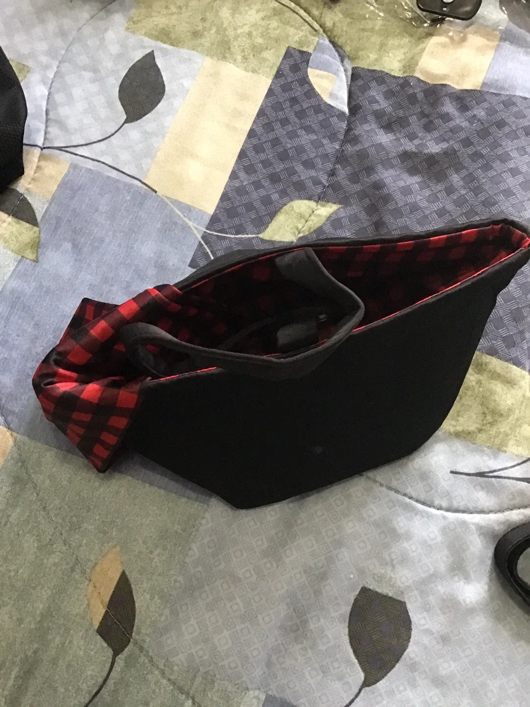 Riding Hood Enchantress Costume - Adult Small image indicator(6)