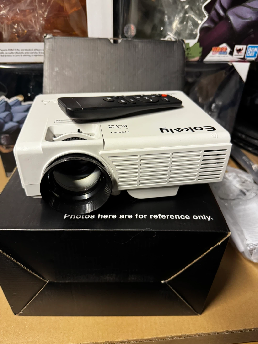 Eokeiy Projector - Like New!
