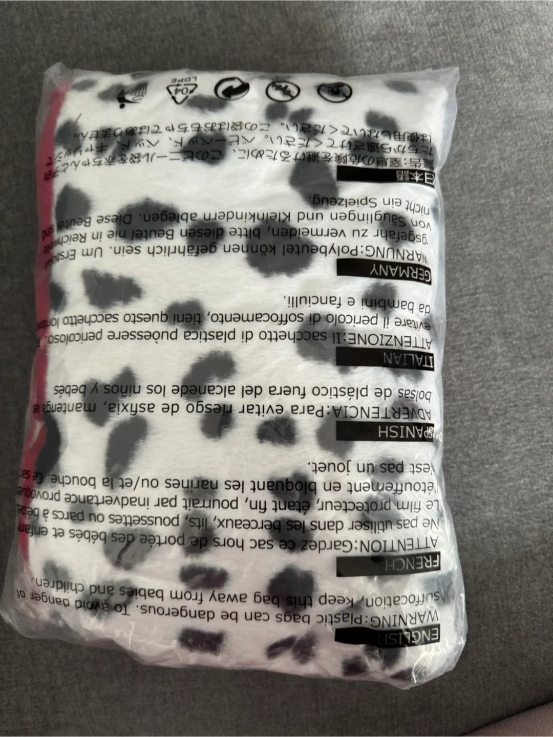 New Cruella Deville Costume Set image indicator(3)