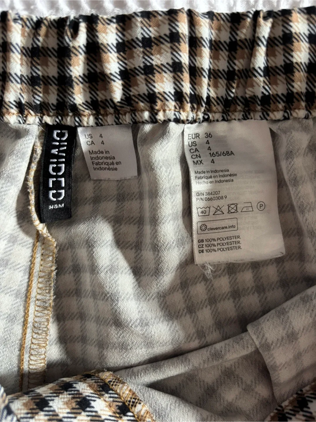 H&M Divided Plaid Pants - Size US 4 image indicator(2)