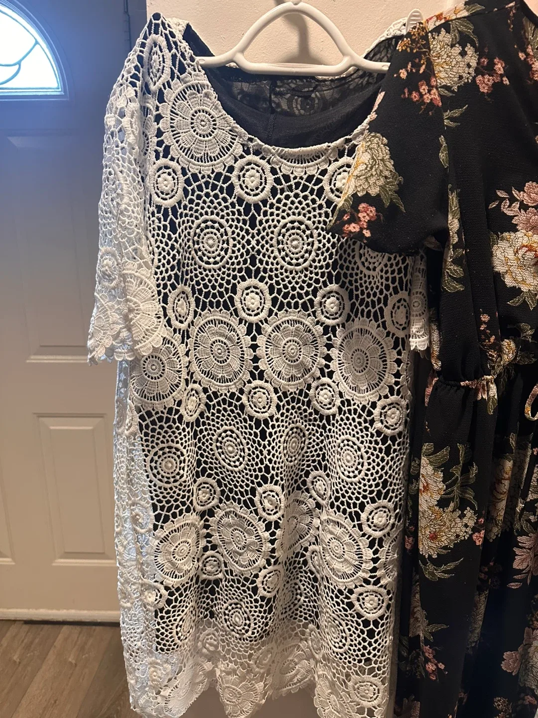 Lot of 5 Dresses (a)- Mixed Styles and Sizes image indicator(4)