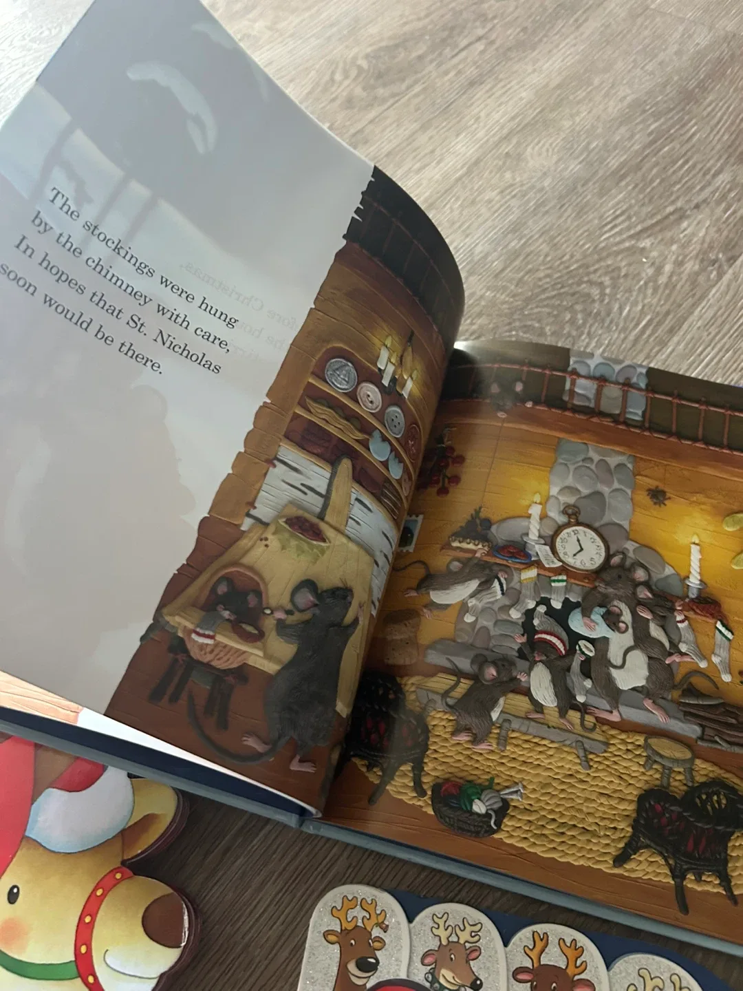 Christmas Kids Books bundle image indicator(5)