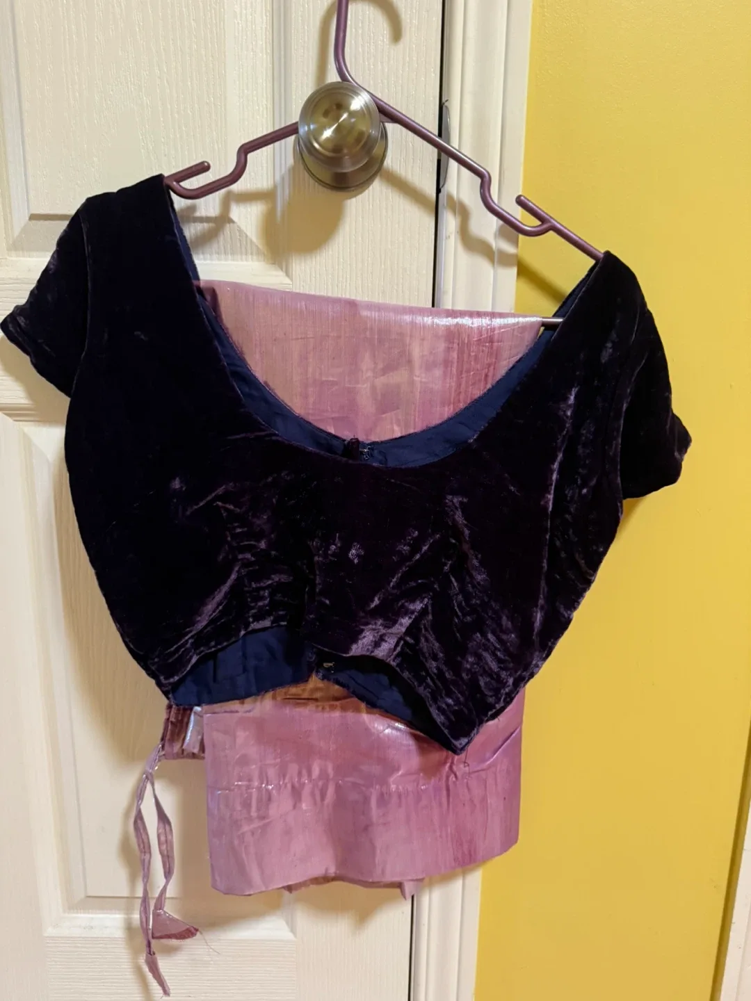 Purple Embroidered Sari with Blouse image indicator(2)