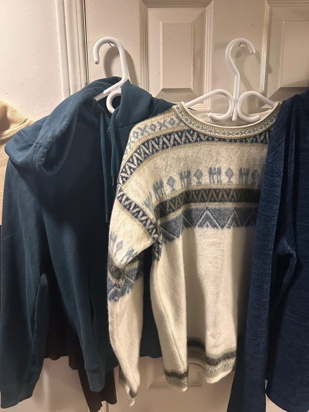 5 Assorted Women's Sweaters (d) & Hoodie - Bebe image indicator(3)