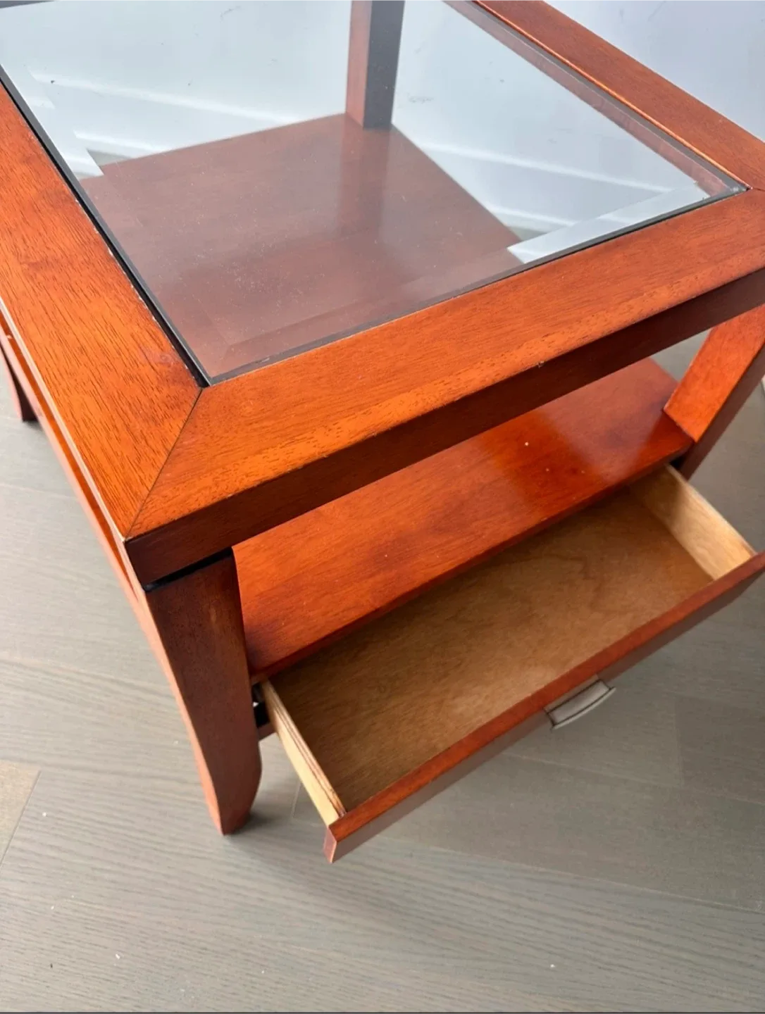 Wood & Glass Coffee Table image indicator(3)