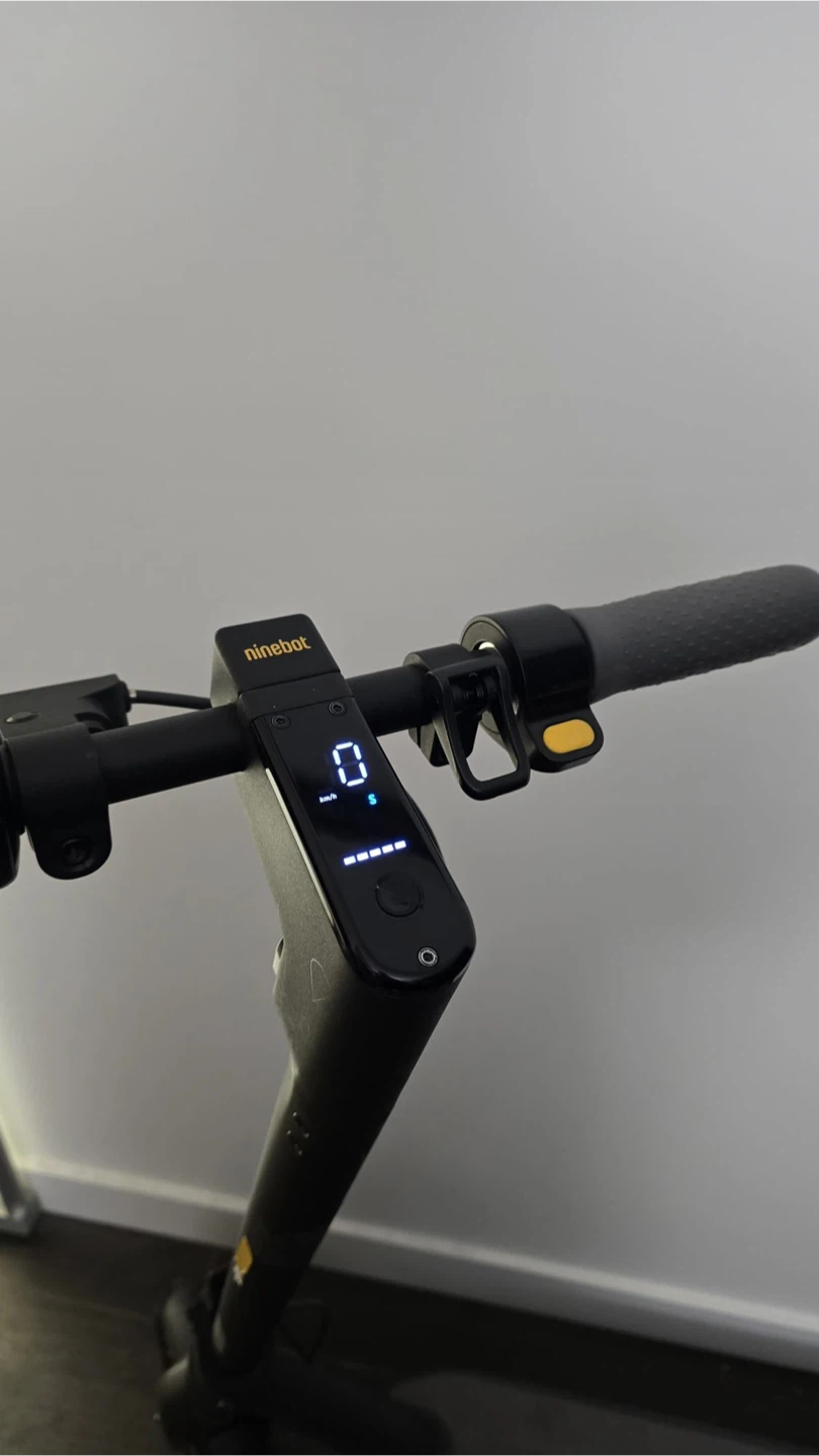 Segway Ninebot Max G30 – Electric Scooter - photo 4