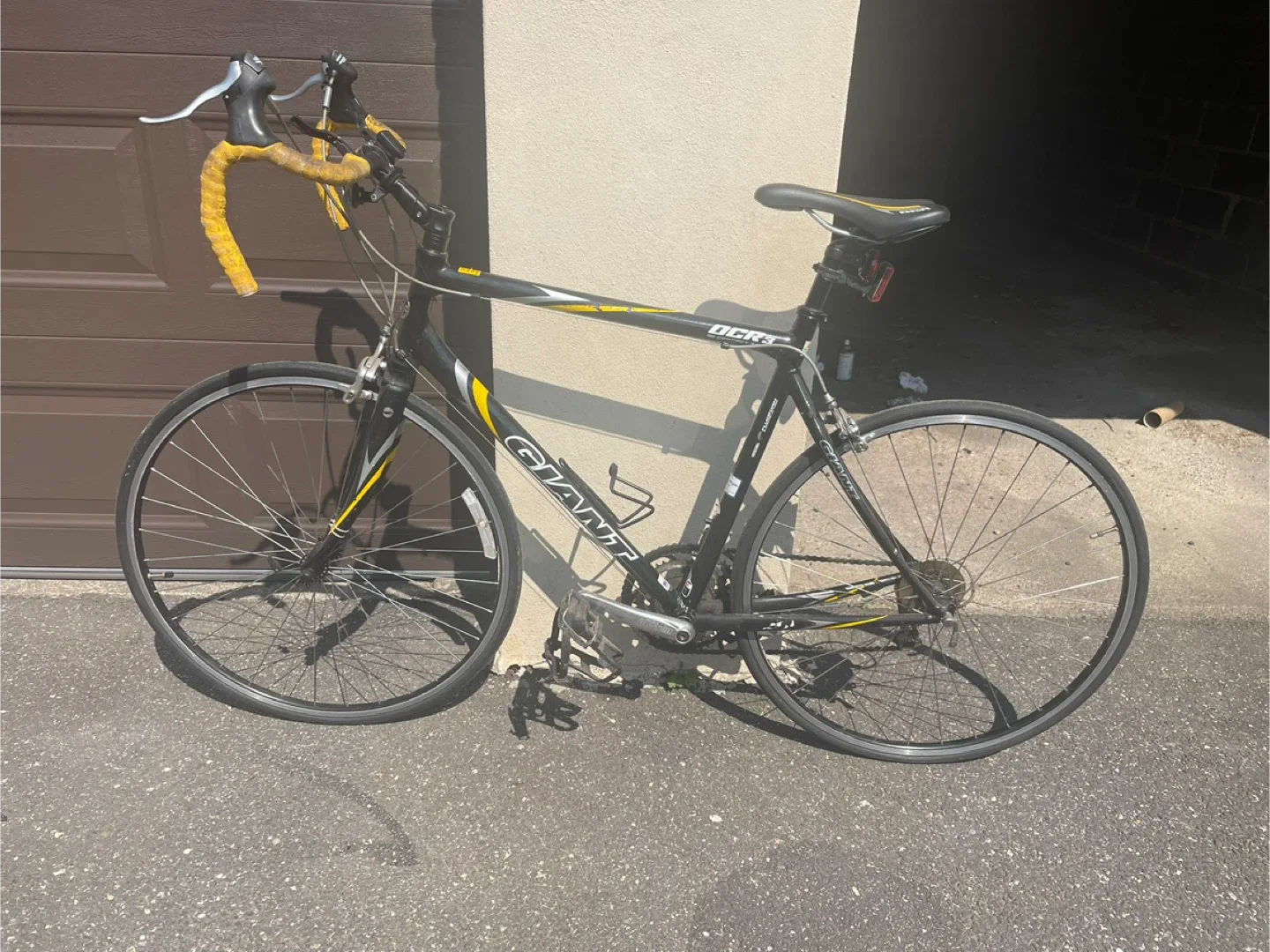 Giant OCR3 Road Bike - Large Road/Sport bike image indicator(2)