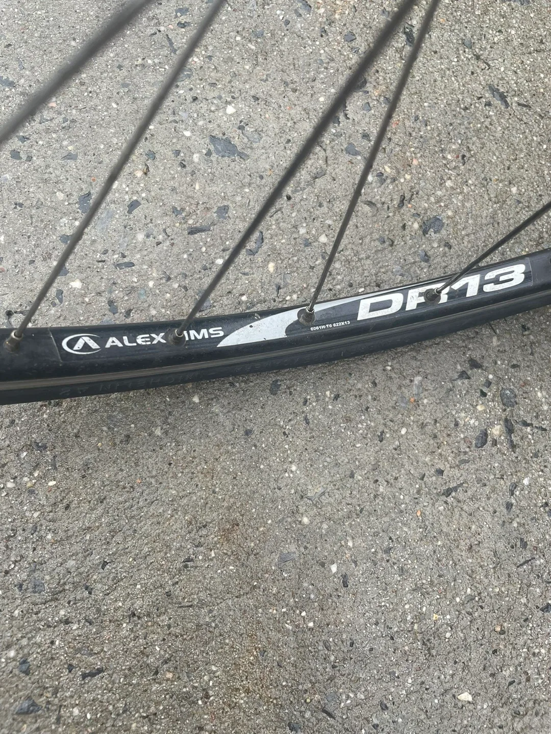 Giant OCR3 Road Bike - Large Road/Sport bike image indicator(5)