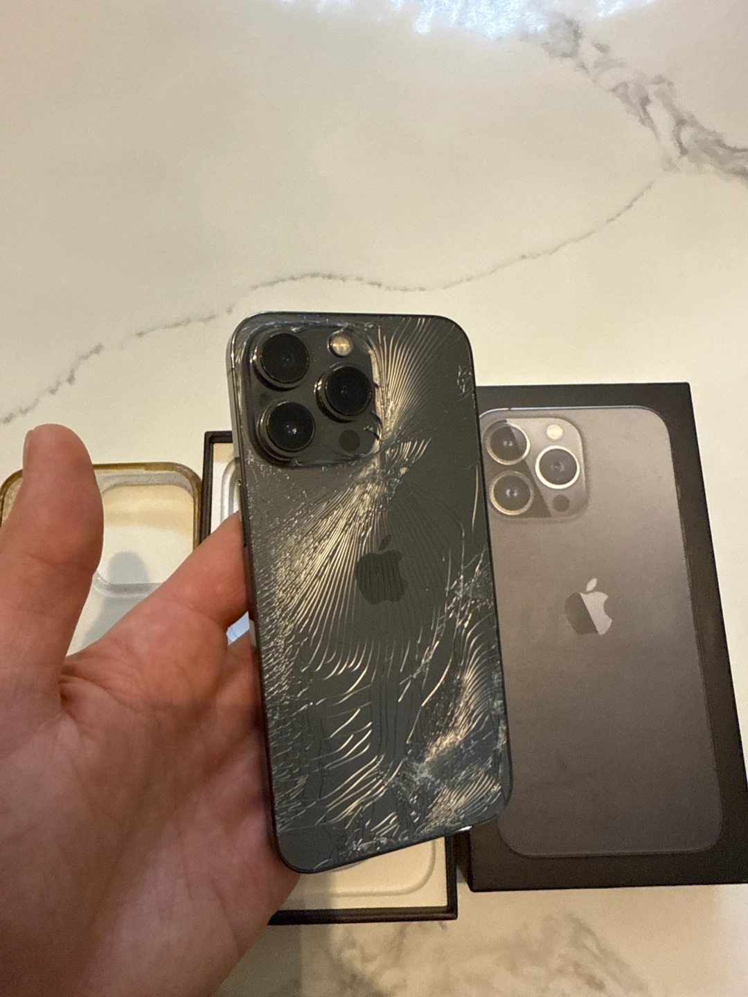 iPhone 13 Pro  128gb - photo 4