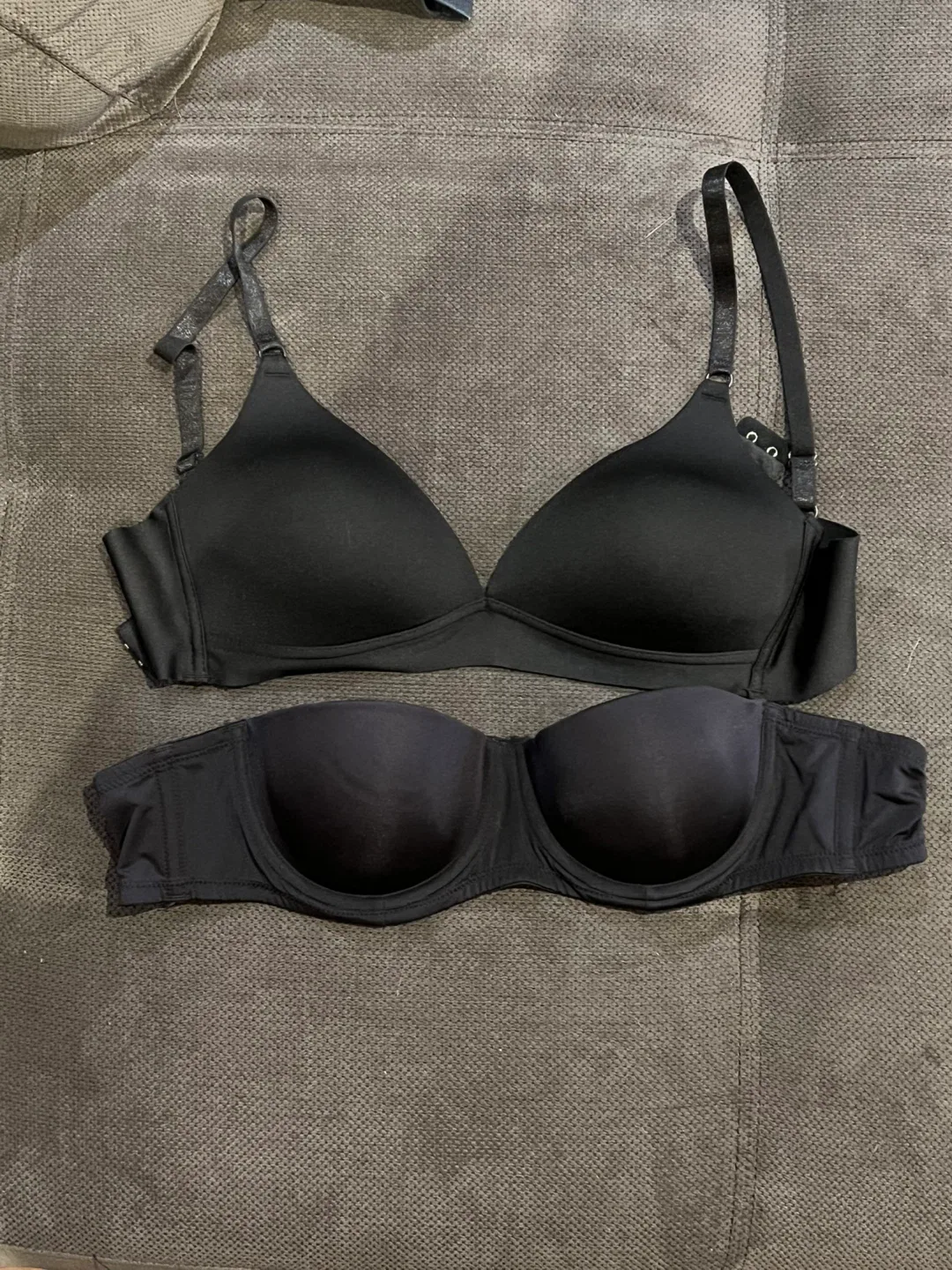 LVER & STRM.LINE Bras - Size 34B/36B