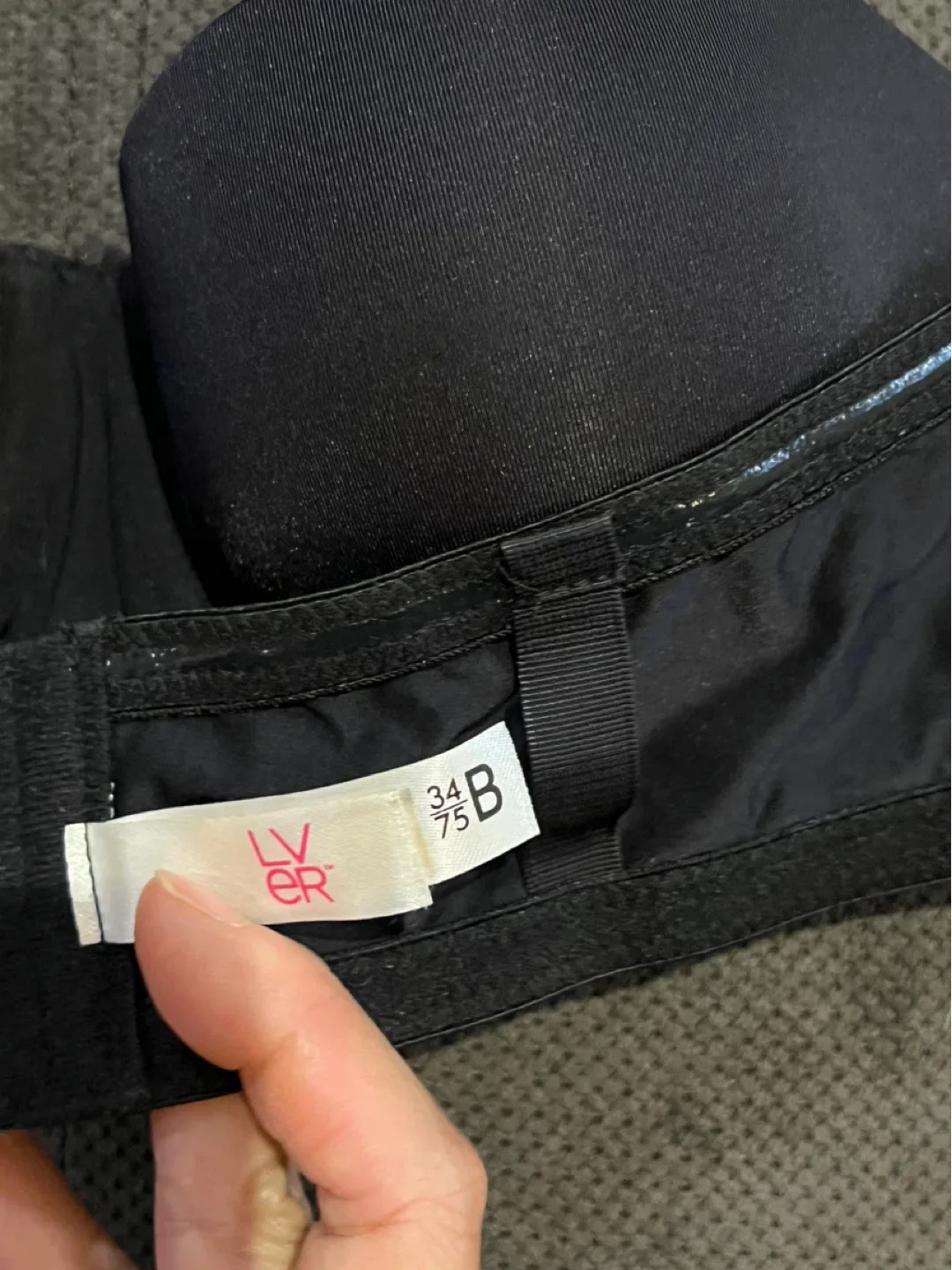 LVER & STRM.LINE Bras - Size 34B/36B image indicator(3)