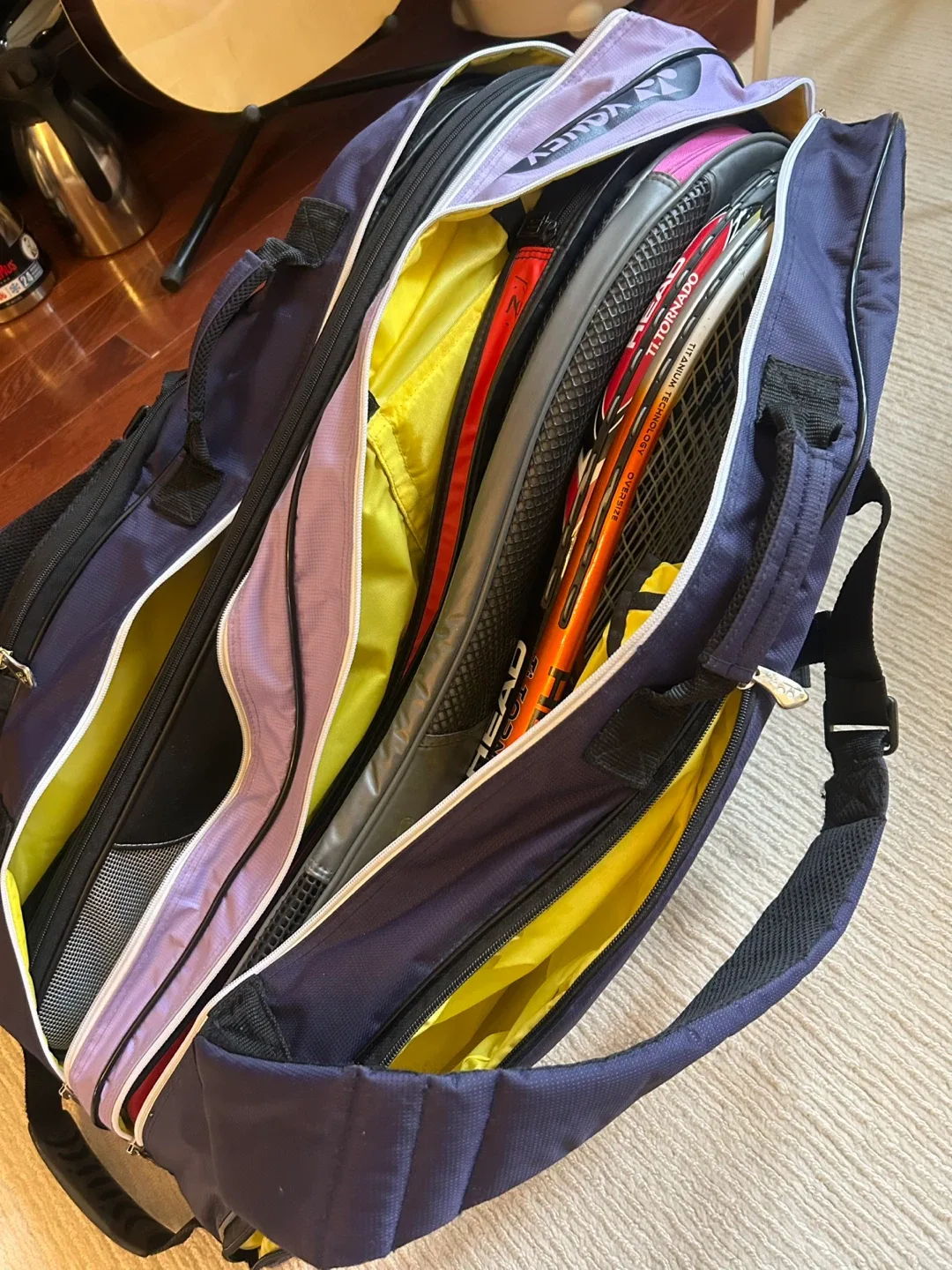 YONEX Tennis/Badminton Bag image indicator(7)