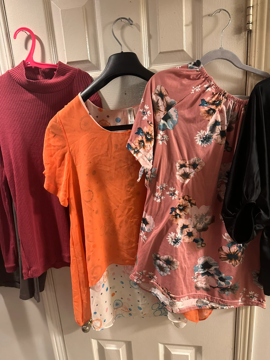5 Bundle of Women's Tops (h) - photo 5