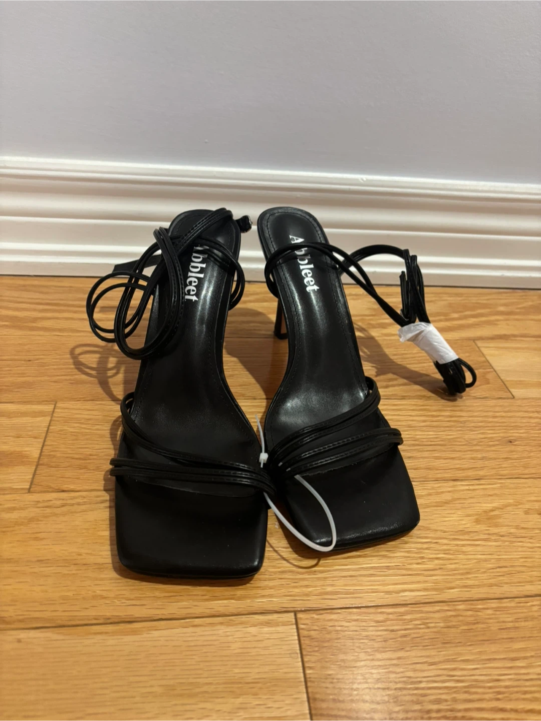 Abbleet Black Heels