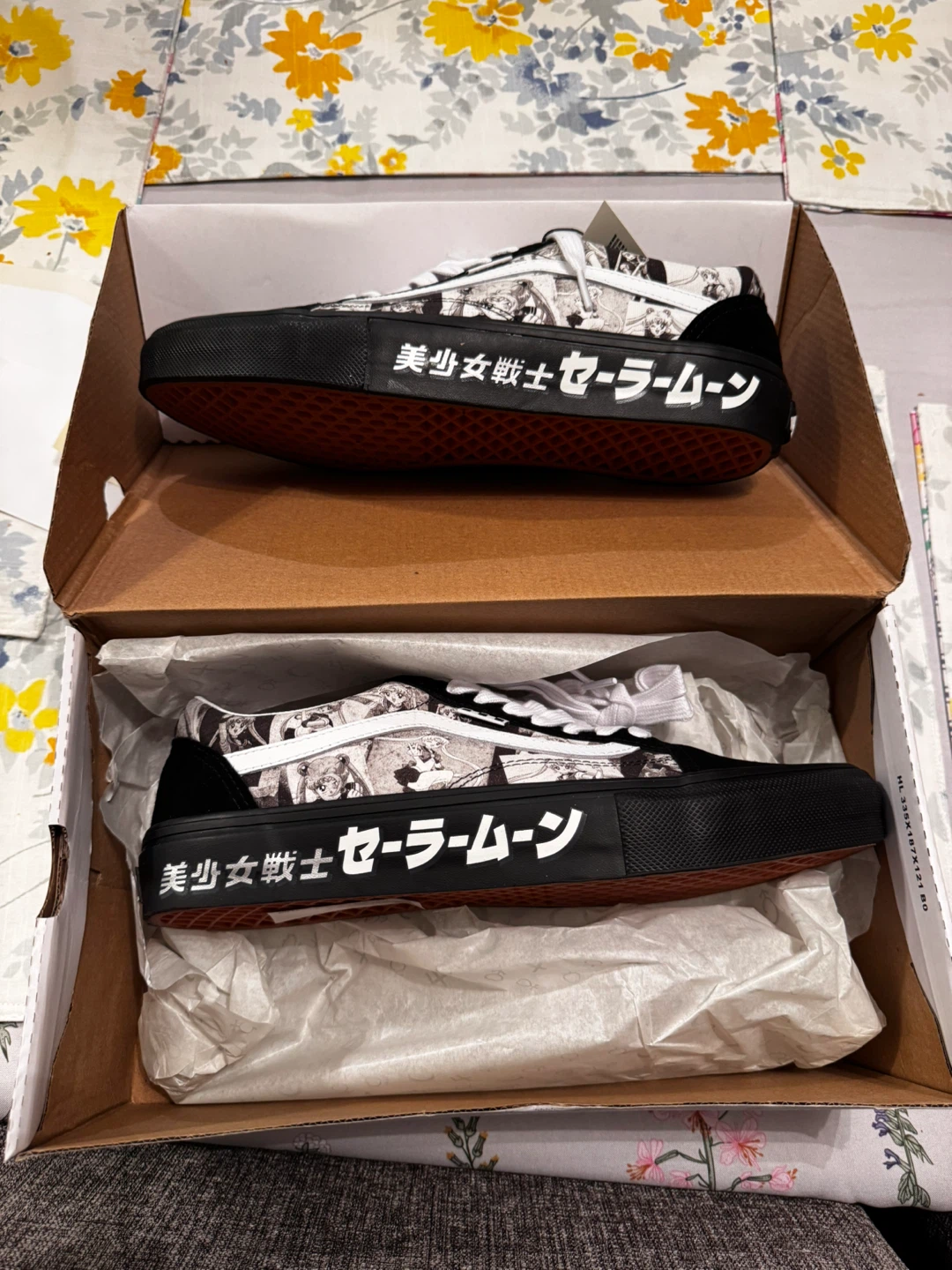 Vans Skate Old Skool Pretty Guardians Sailor Moon 10.5
