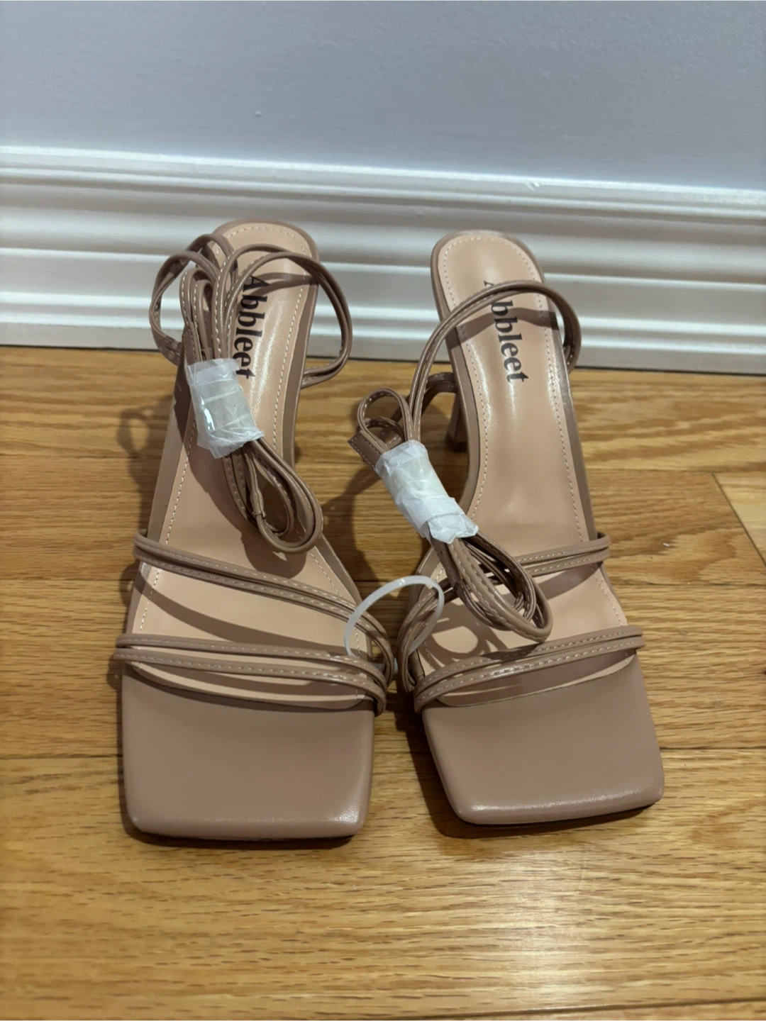 New Abbleet Nude Heels, Size 10