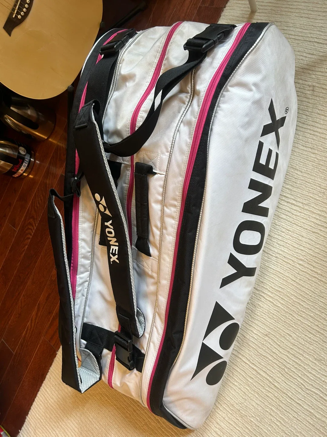 YONEX Pro 12-Racket Tennis Bag image indicator(4)
