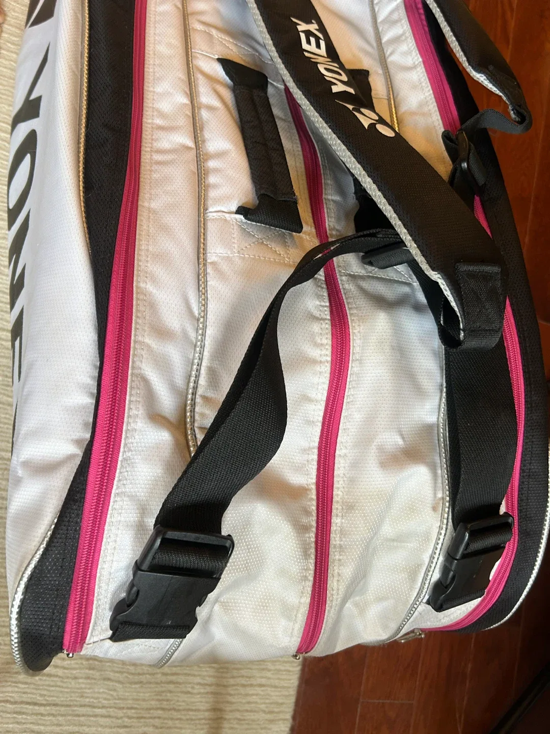 YONEX Pro 12-Racket Tennis Bag image indicator(6)