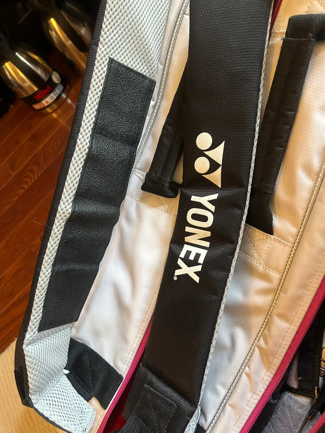 YONEX Pro 12-Racket Tennis Bag image indicator(7)